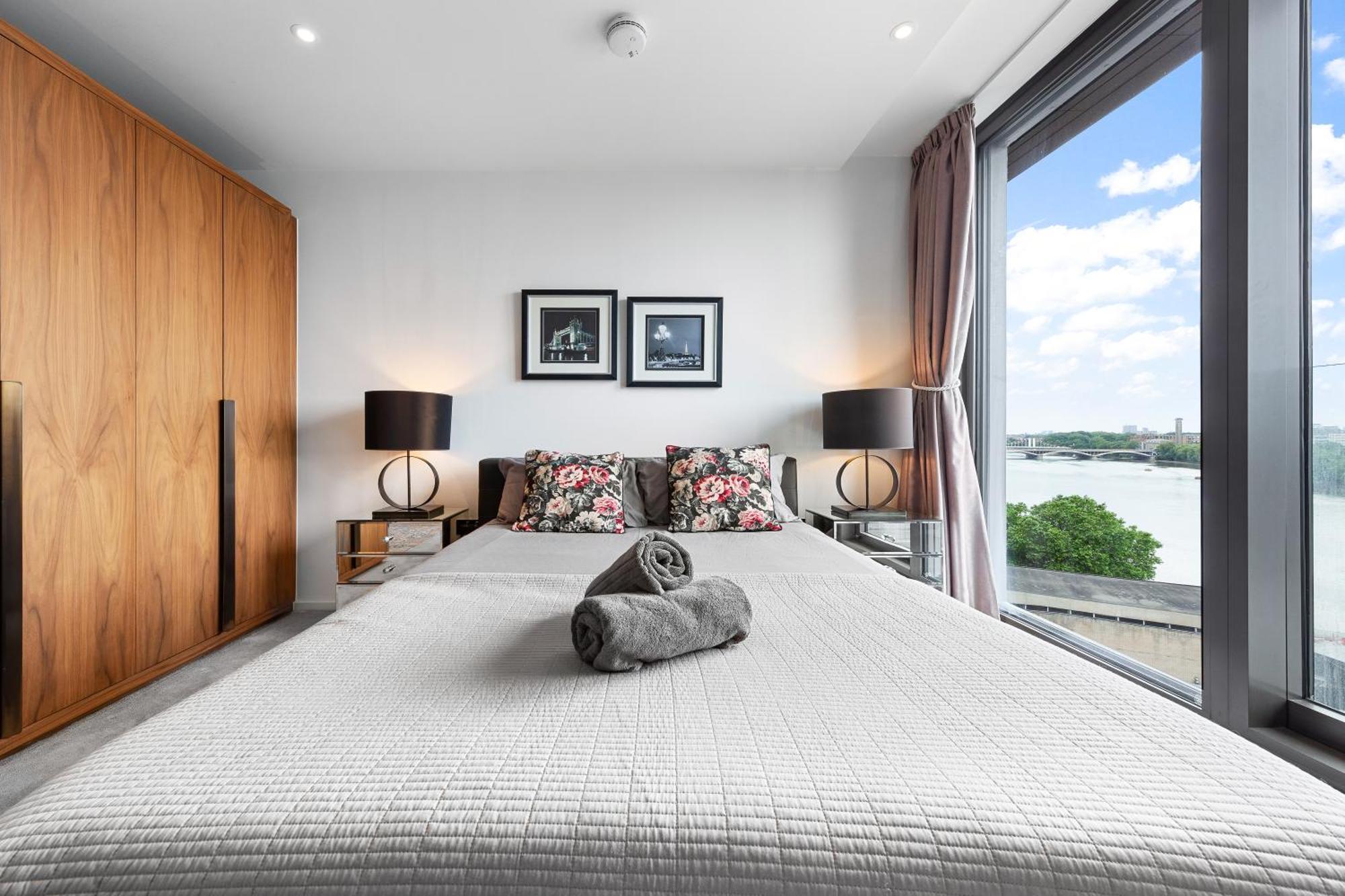 River Panorama Central London 2 Bedroom New Development Exterior photo