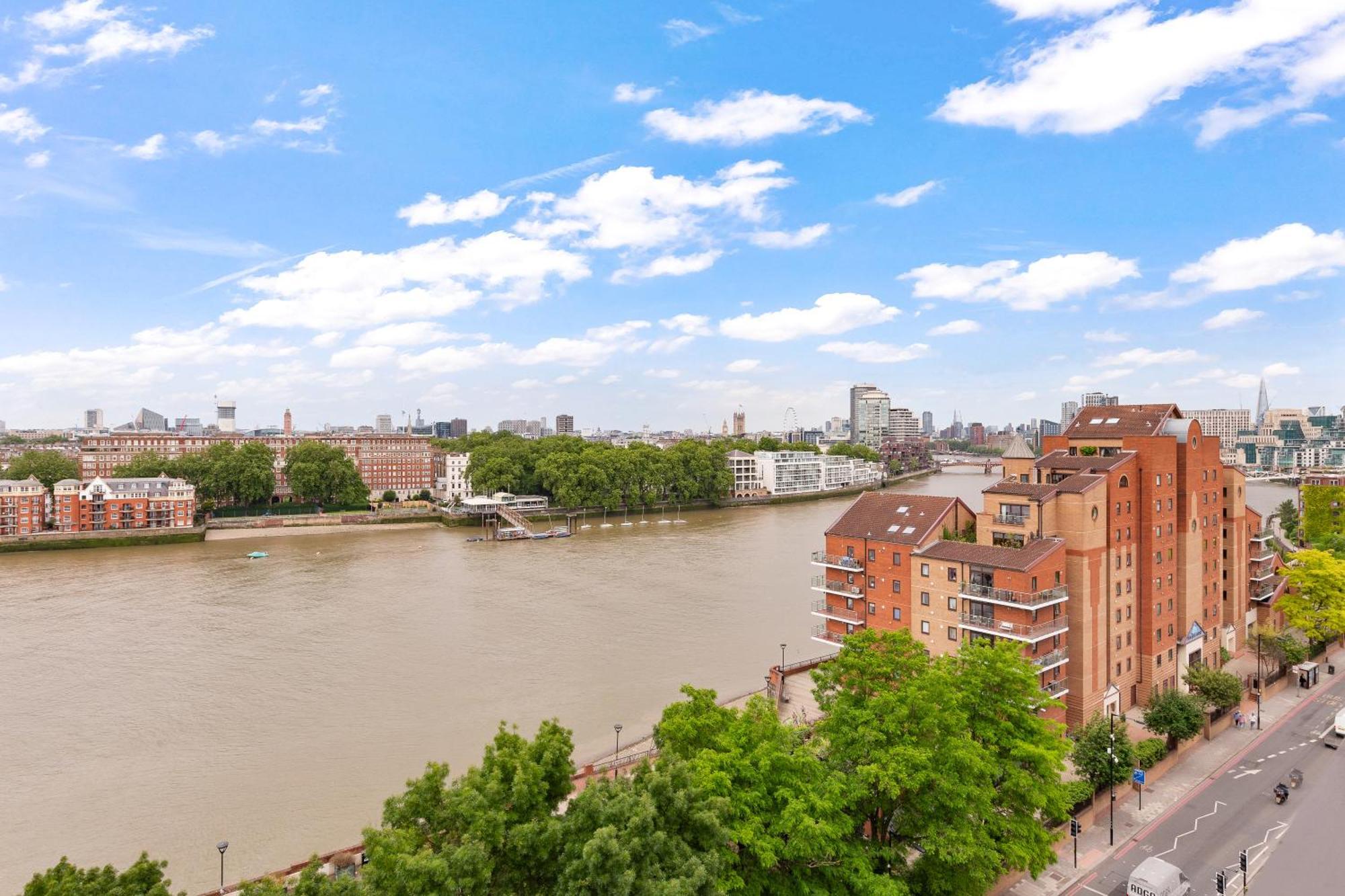 River Panorama Central London 2 Bedroom New Development Exterior photo