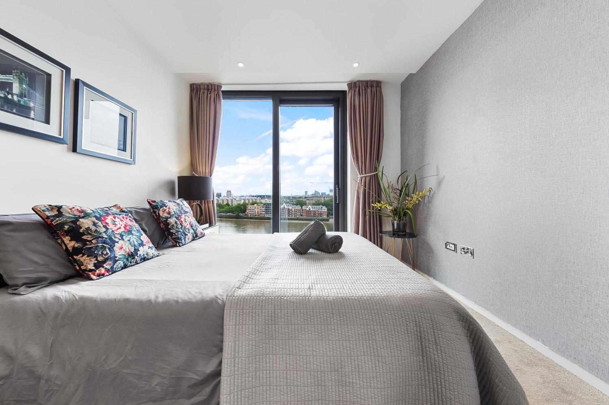 River Panorama Central London 2 Bedroom New Development Exterior photo